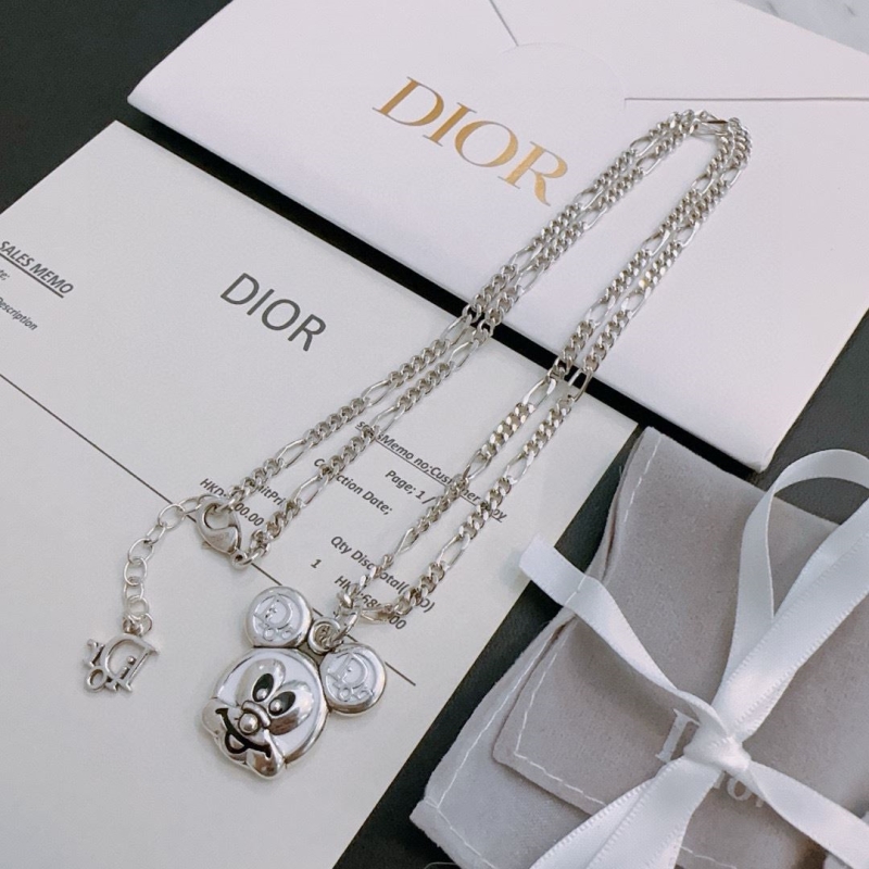 chr1st1an D10r necklaces